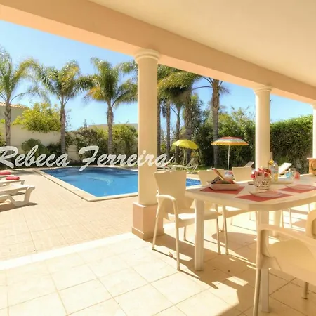 Montes De Sleeps 10 Pool Air Con Wifi Villa