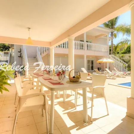 Montes De Sleeps 10 Pool Air Con Wifi *